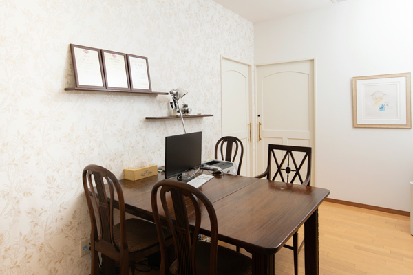 福井ウィメンズクリニック 松山市 定期的に行う不妊セミナーでは治療方法や流れを説明してくれる