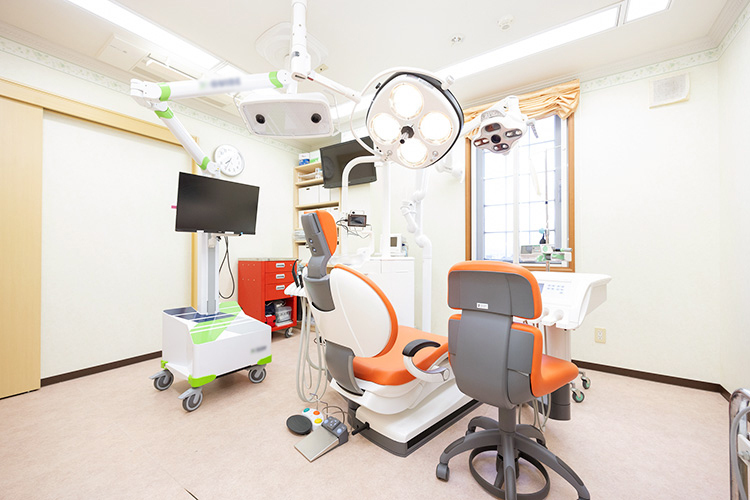 カナザキ歯科 松山市 他の治療室とは隔離されたインプラント専用オペ室