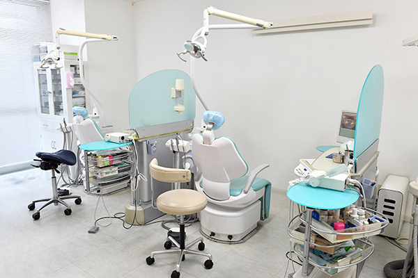 野田阪神坂尻歯科 大阪市福島区 患者が困っているかどうかを考え、常識にとらわれない診療を提供