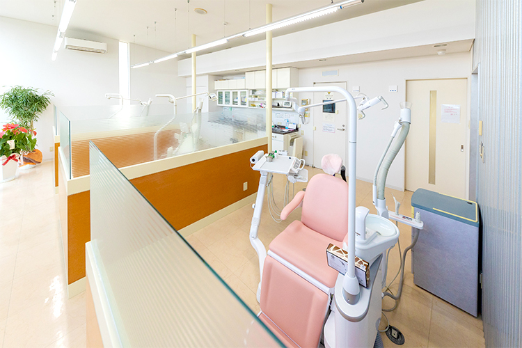 みえeatデンタルクリニック 宮崎市 摂食嚥下リハビリテーションに注力し、介助者の育成にも尽力