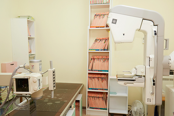 阪本胃腸・外科クリニック 豊中市 マンモグラフィ検査や乳腺疾患にも対応