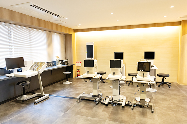 なんぎょうイナガキ眼科 市川市 眼内コンタクトレンズ治療に向けた術前検査に対応