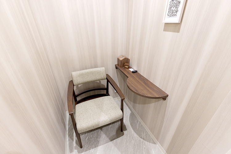 赤坂グリーンクロス　胃と大腸の内視鏡消化器内科クリニック 溜池山王院 港区 下剤を飲むための個室の部屋も用意