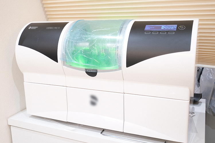 下北沢チャームデンタルクリニック 世田谷区 一般歯科から審美面に配慮した治療まで幅広く対応する