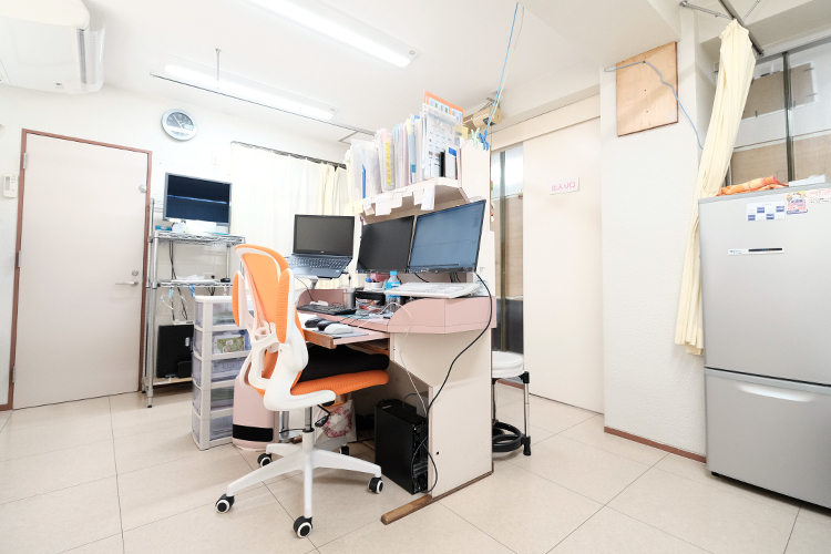 水元医院 葛飾区 広い診察室で一人ひとりに向き合う