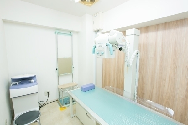 下北沢整形外科リウマチ科クリニック 世田谷区 正確な診断に欠かせないレントゲン機器