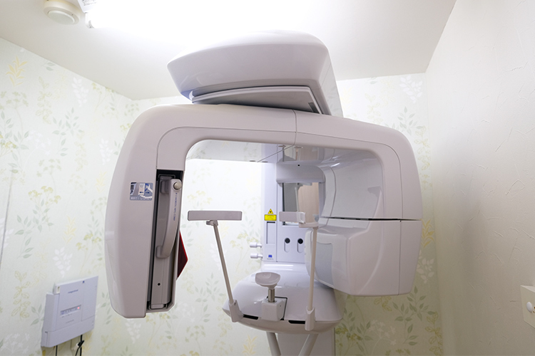 しらゆり歯科医院 松戸市 CT検査によって、口腔内を精密に把握し、治療に生かしている