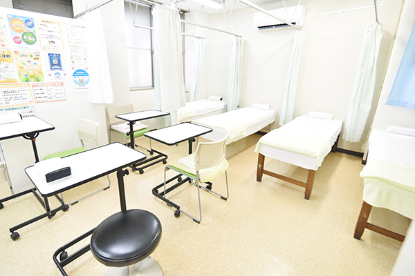東郷わごうヶ丘クリニック 愛知郡東郷町 スタッフも一人ひとりの患者に丁寧に対応を心がけている