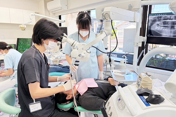 岡部歯科 江戸川区 幅広いニーズに応えるため、総合的かつ高水準な診療の提供を追求