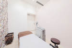 まゆりなclinic名古屋栄 名古屋市中区 広々とした個室の治療室
