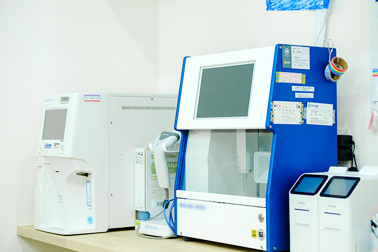 練馬・武蔵野こどもクリニック 練馬区 検査機器を活用し、迅速かつ正確な診断に努める