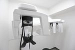 Mori Dental Clinic 港区 検査室。先進の機器で細部まで検査をしている