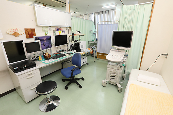 菅野クリニック 堺市堺区 わかりやすい説明で安心へ導く診察室