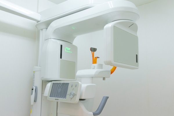 歯科用CT以外にも、顎の動きをセンサーで見る検査機など渡邉先生ならではのこだわり 26501 ma 5 1435909254
