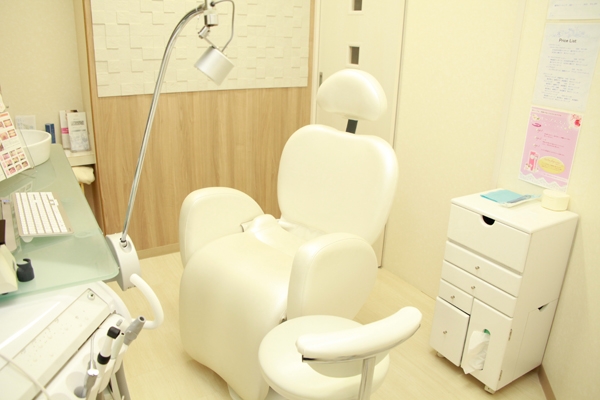 完全個室もあり、こちらではリラックスして治療を受けられる 158178 ma 5 1439807799