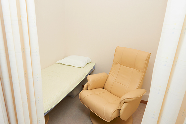 回復室では検査後に休憩することが可能 5