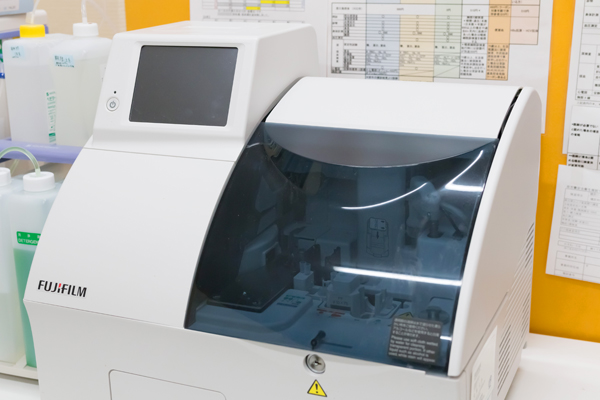 臨床検査科を標榜し各検査に注力している 5