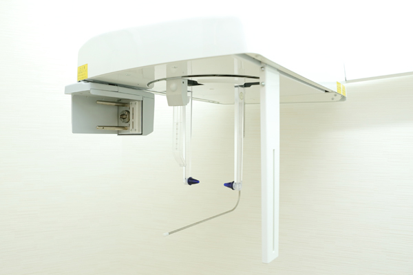 セファログラムなど各種機器を取りそろえている 5