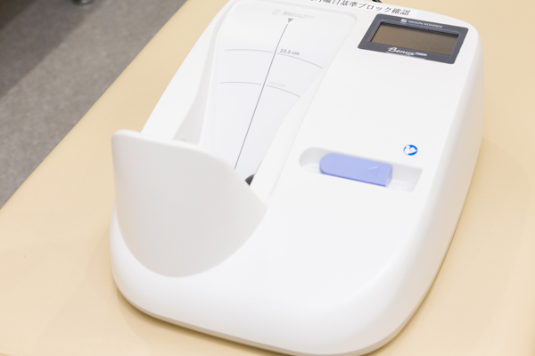 骨密度測定器も導入。さまざまな検査にも対応できるのが強み 5