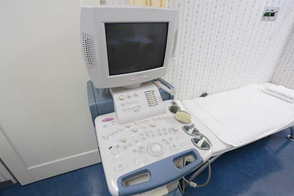 的確な診断を支える検査機器も充実している 5