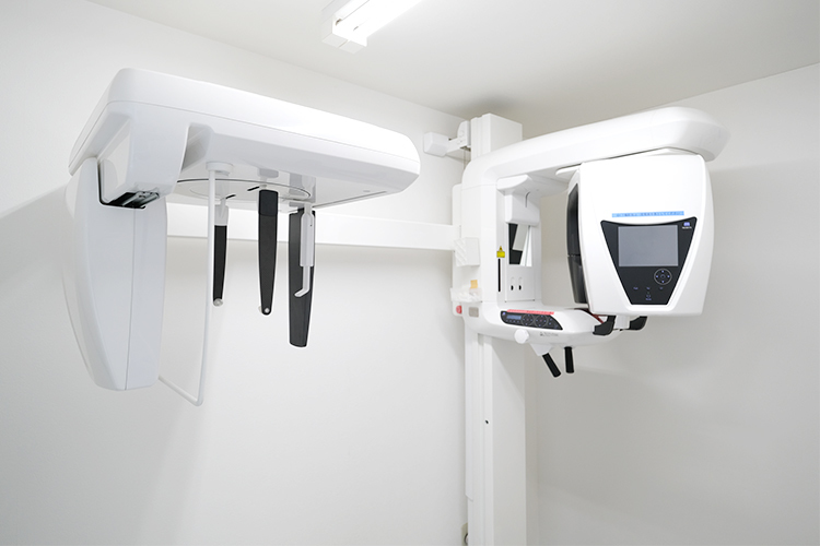 駒込駅前デンタルクリニック  豊島区 先進の歯科用CTを導入し、より的確な治療計画の立案をめざす
