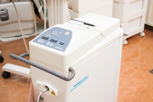 痛くない治療のためのレーザー機器 25679 ma 5 1426832036