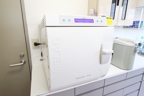 治療器具・診療室内の細かな部分の滅菌にも力を入れる 34067 ma 5 1421196922