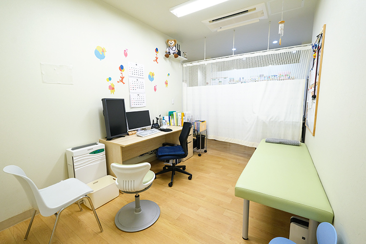 くぼたこどもアレルギークリニック 春日市 感染症対策のために、院内の動線づくりを徹底