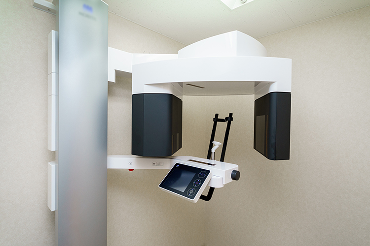 医療法人社団剣正会 東上野歯科クリニック 台東区 充実した検査設備のもと、高い専門性を持って治療に取り組む