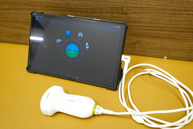 ひまわりこどもクリニック 明石市 エコーやAI機能搭載の機器など先進的な設備を積極的に導入