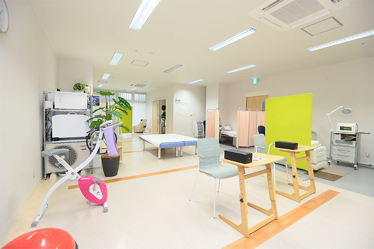 いけだ東山クリニック 池田市 必要な検査を院内で受けられる環境が整っている