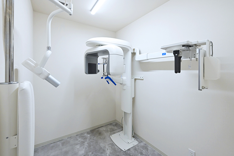 平岡デンタルクリニック 大阪市平野区 より精密な治療のため、先進の検査機器を備える