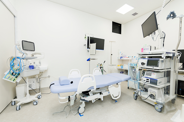 はなみずき内科・内視鏡クリニック 大垣市 院長が内視鏡検査後のフォローも行っている