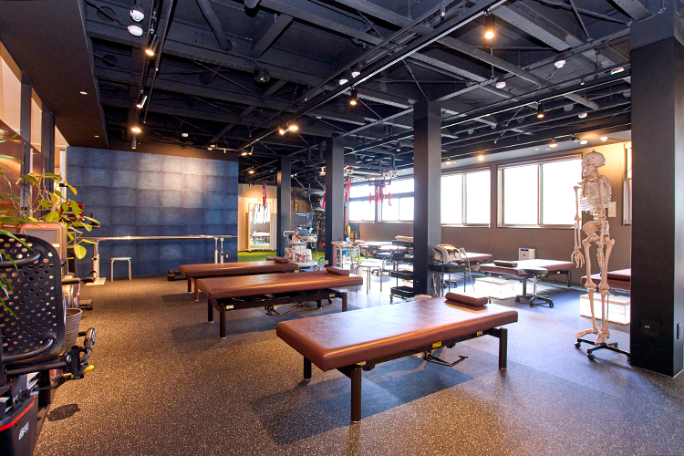 なか整形外科京都北野本院 京都市上京区 手術後のリハビリテーションにも対応する