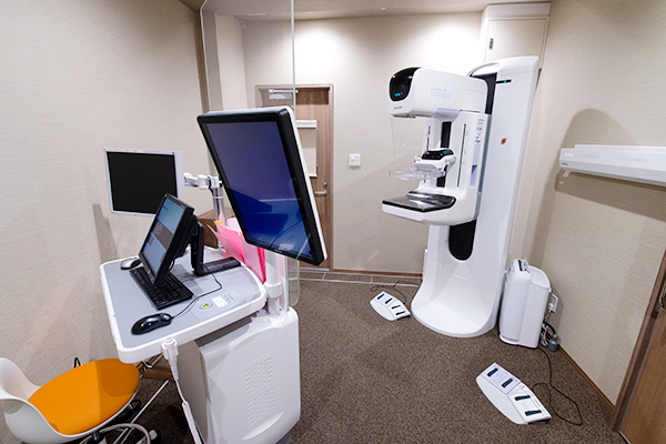 桜新町 濱岡ブレストクリニック 世田谷区 クリニックの移転を機に、デジタルマンモグラフィを2台に増設