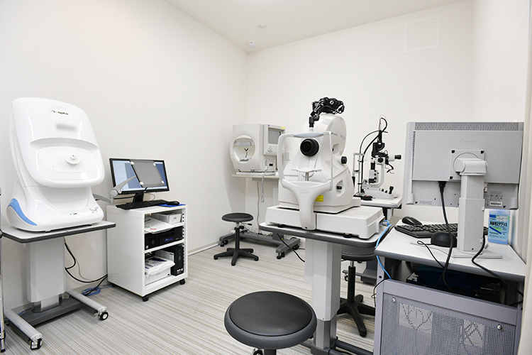 葛飾しらとりよつば眼科 葛飾区 先進の検査機器を導入し、診察に役立てる
