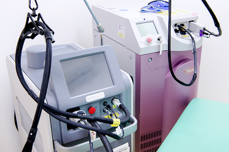 なおこ皮膚科クリニック 世田谷区 各種レーザー治療に力を入れている