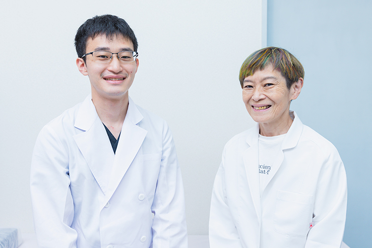 安井医院 豊島区 親子で診療にあたっている