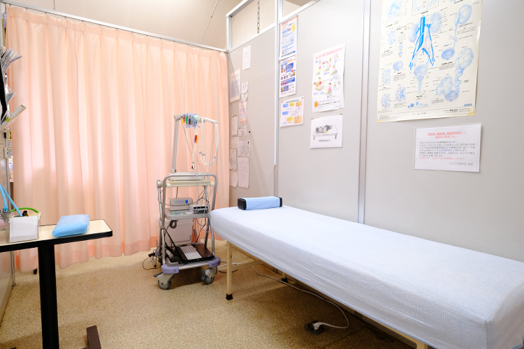 クリニック津田沼 船橋市 クリニック全体が一丸となり、患者を迎え入れる