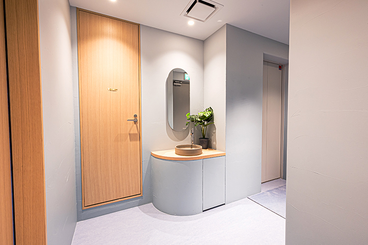 ペンギンクリニック 国立市 トイレも細部にまで配慮が行き届き、安心して使うことができる