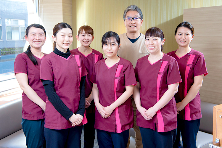 川島歯科医院 三鷹市 スタッフが温かく迎えてくれる