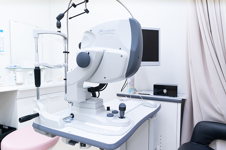 保土ヶ谷いいな眼科 横浜市保土ケ谷区 広角眼底カメラを用い、糖尿病網膜症の早期発見・早期治療に注力
