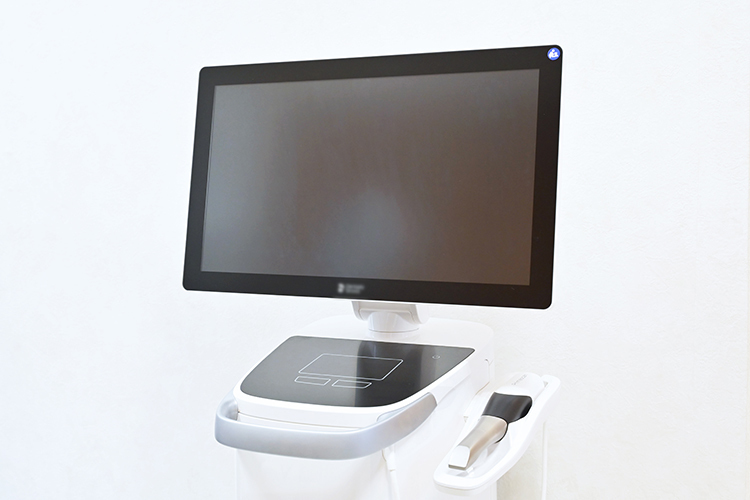 岡本歯科医院 京都市西京区 口腔内スキャナーなどの検査機器も充実している