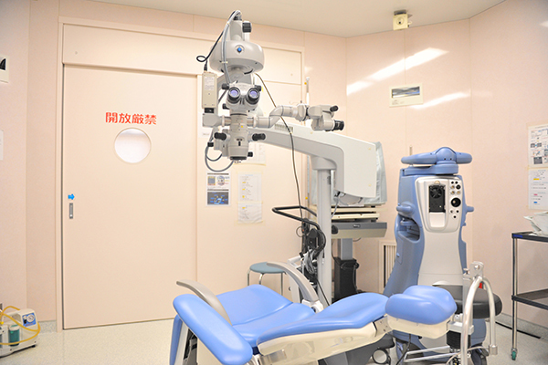 医療法人秀明会 吉田眼科医院 大阪市阿倍野区 白内障の手術を親子2代で行う医院だ