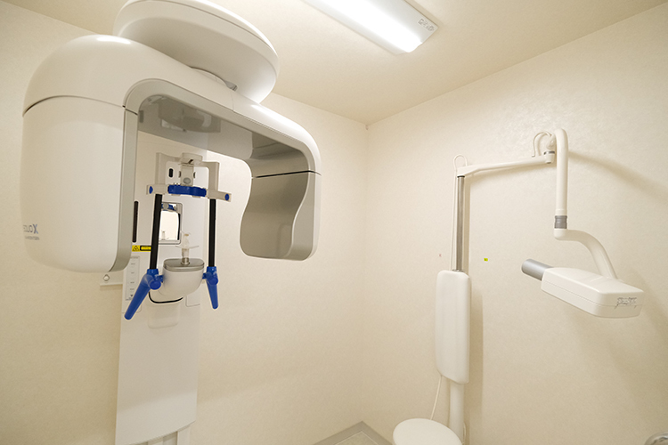 やまもと歯科 大和高田市 精密な治療を実現するために、さまざまな機器をそろえる