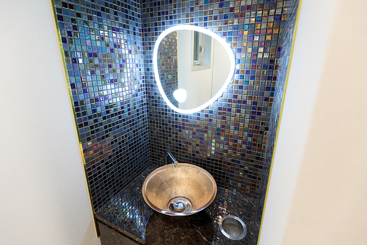 池袋駅東口つのり歯科 豊島区 パウダールームも完備