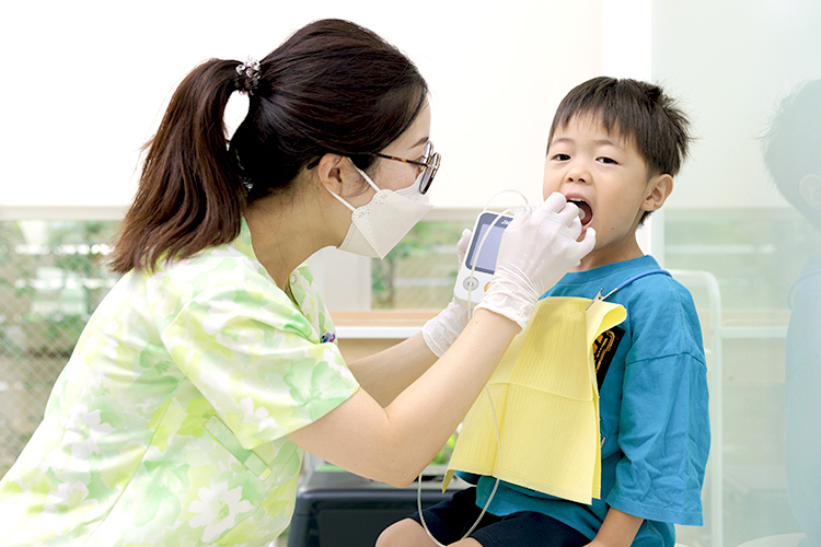 大泉こどもおとな歯科診療室 練馬区 舌圧検査など、各種検査に対応
