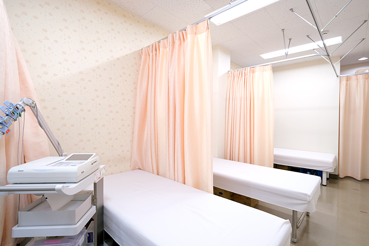 わかば医院 さいたま市浦和区 内科、皮膚科以外にも眼科や耳鼻科なども含む総合的な診療が可能
