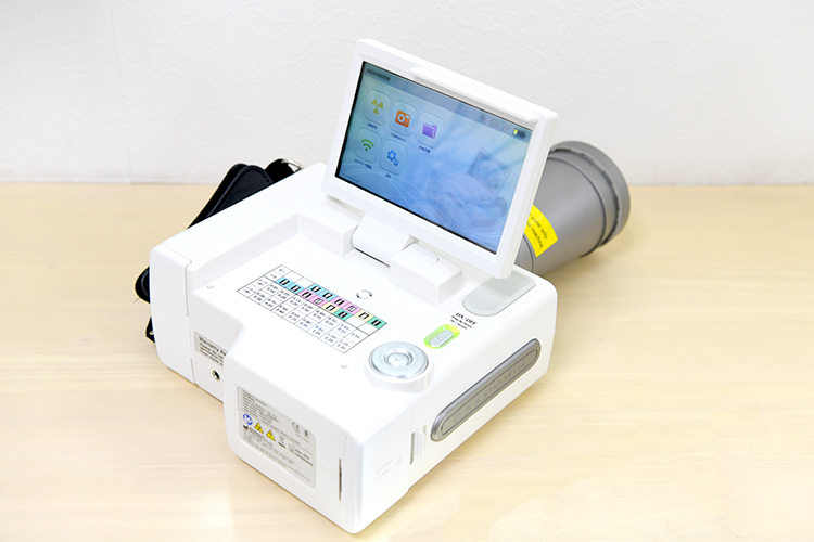 いいじま歯科 船橋市 歯科用のポータブルエックス線装置も完備