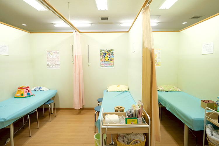 あおみ小児科医院 福岡市南区 患者とのコミュニケーションを大切に日々の診療にあたる